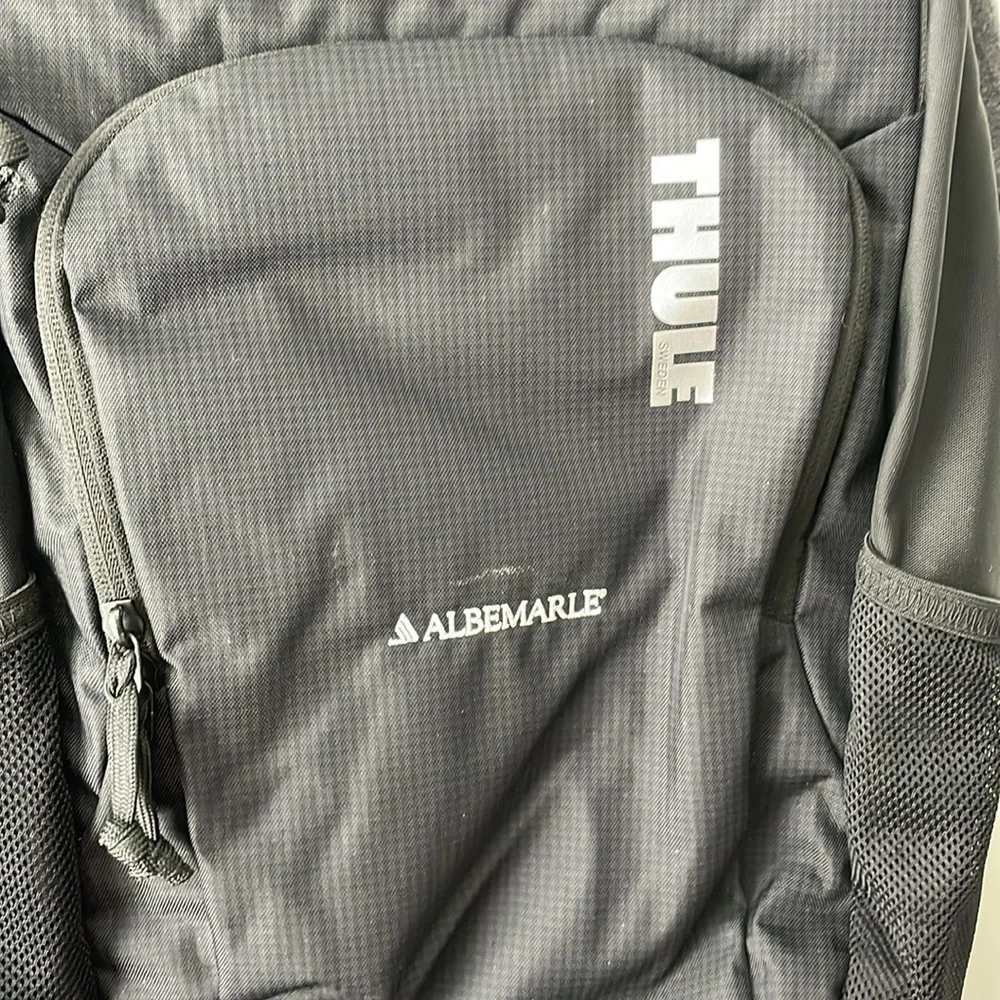 Thule Black Achiever Backpack